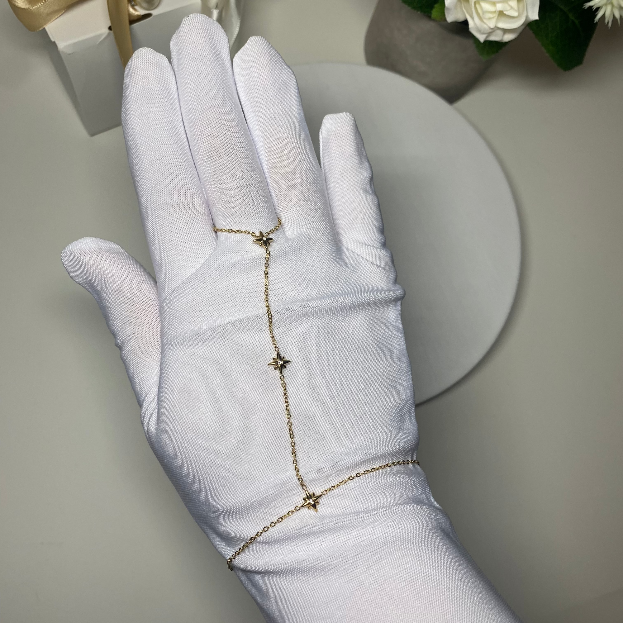 Chaîne de main Israa