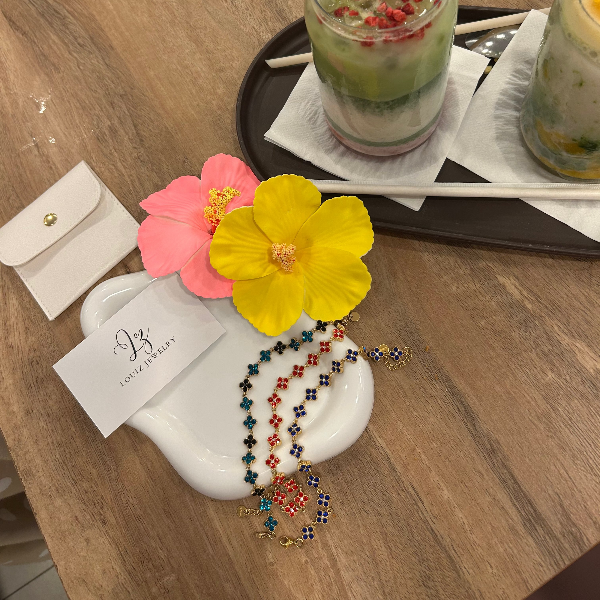Bracelet Camelia bleu nuit