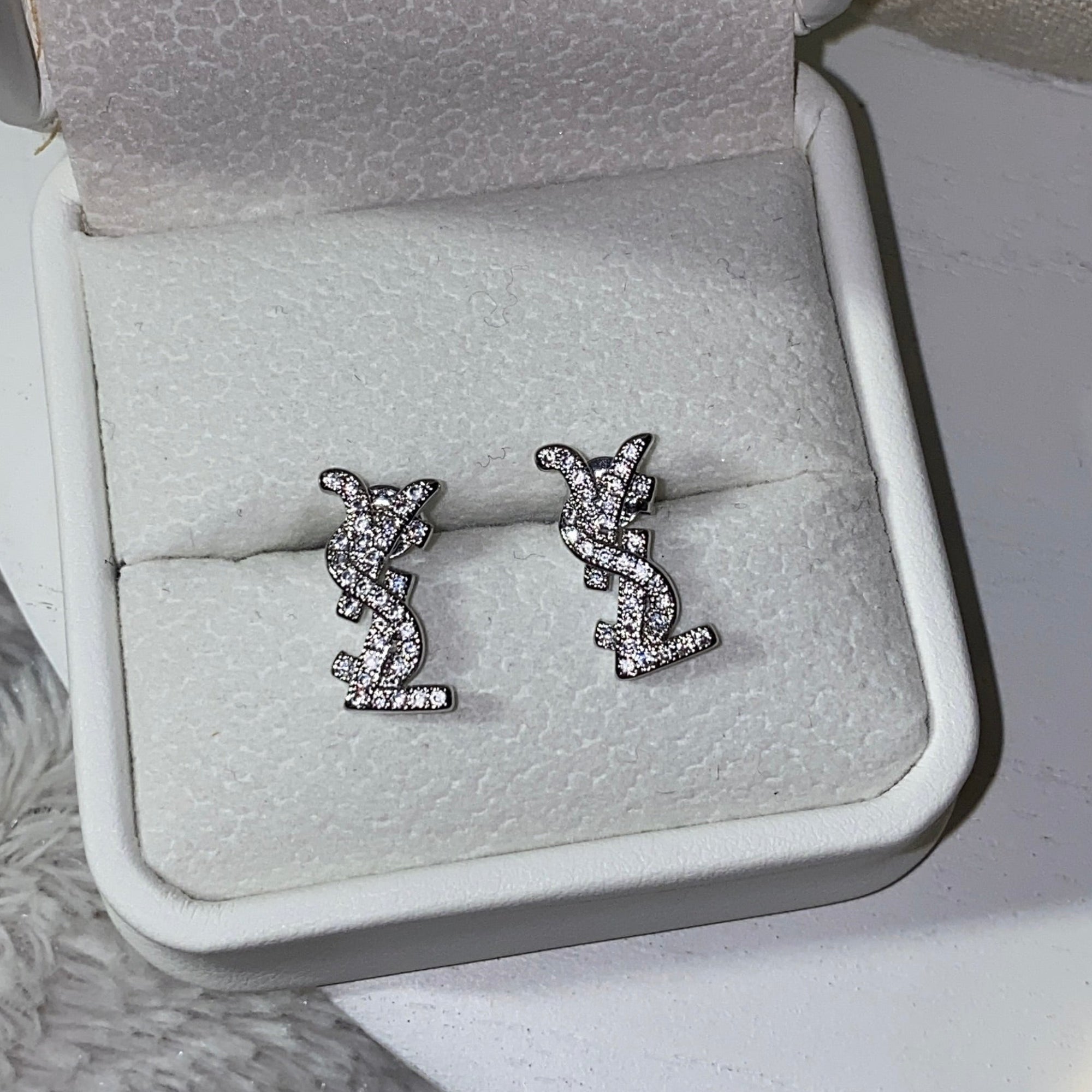 Boucles d’oreilles Y – Argent